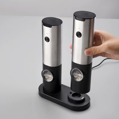 1/2Pcs Automatic Pepper Grinder Salt and Pepper Grinder USB Rechargeable Adjustable Coarseness Spice Mill for Kitchen Tool